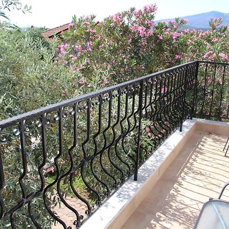 Villa Iatrou Потос Экстерьер фото