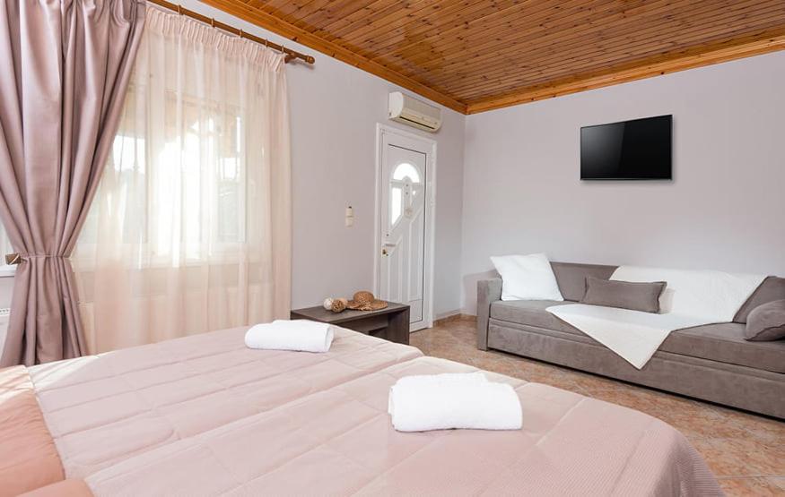 Villa Iatrou Потос Экстерьер фото