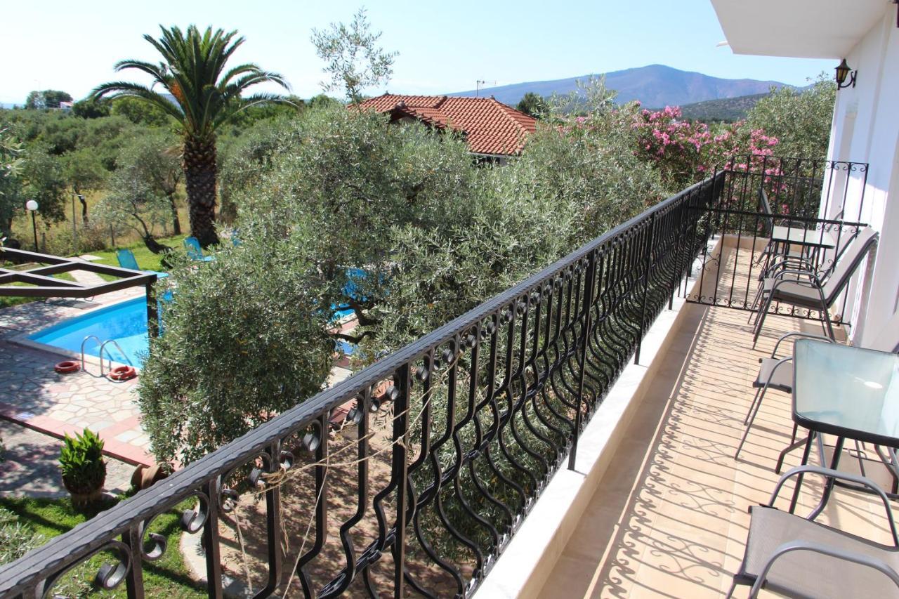 Villa Iatrou Потос Экстерьер фото