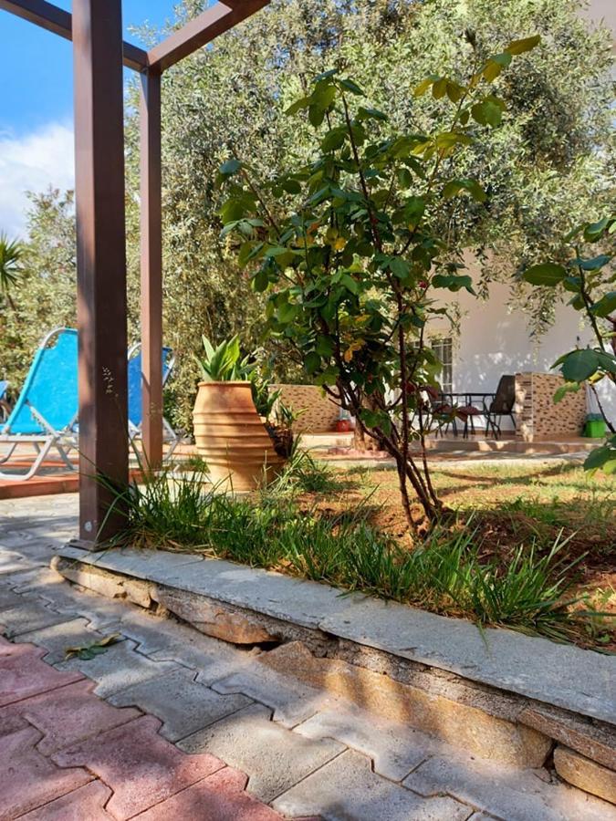 Villa Iatrou Потос Экстерьер фото